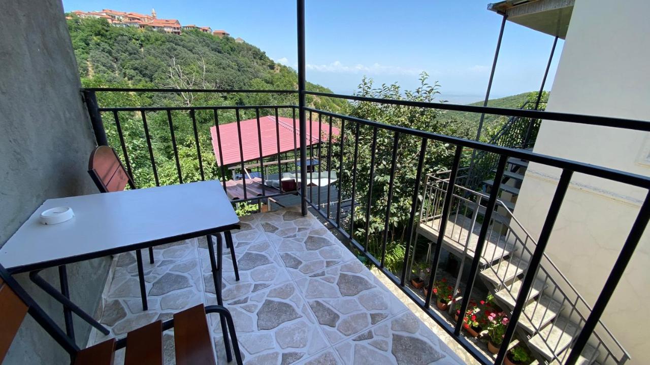 Lia'S Guest House Sighnaghi Exterior foto